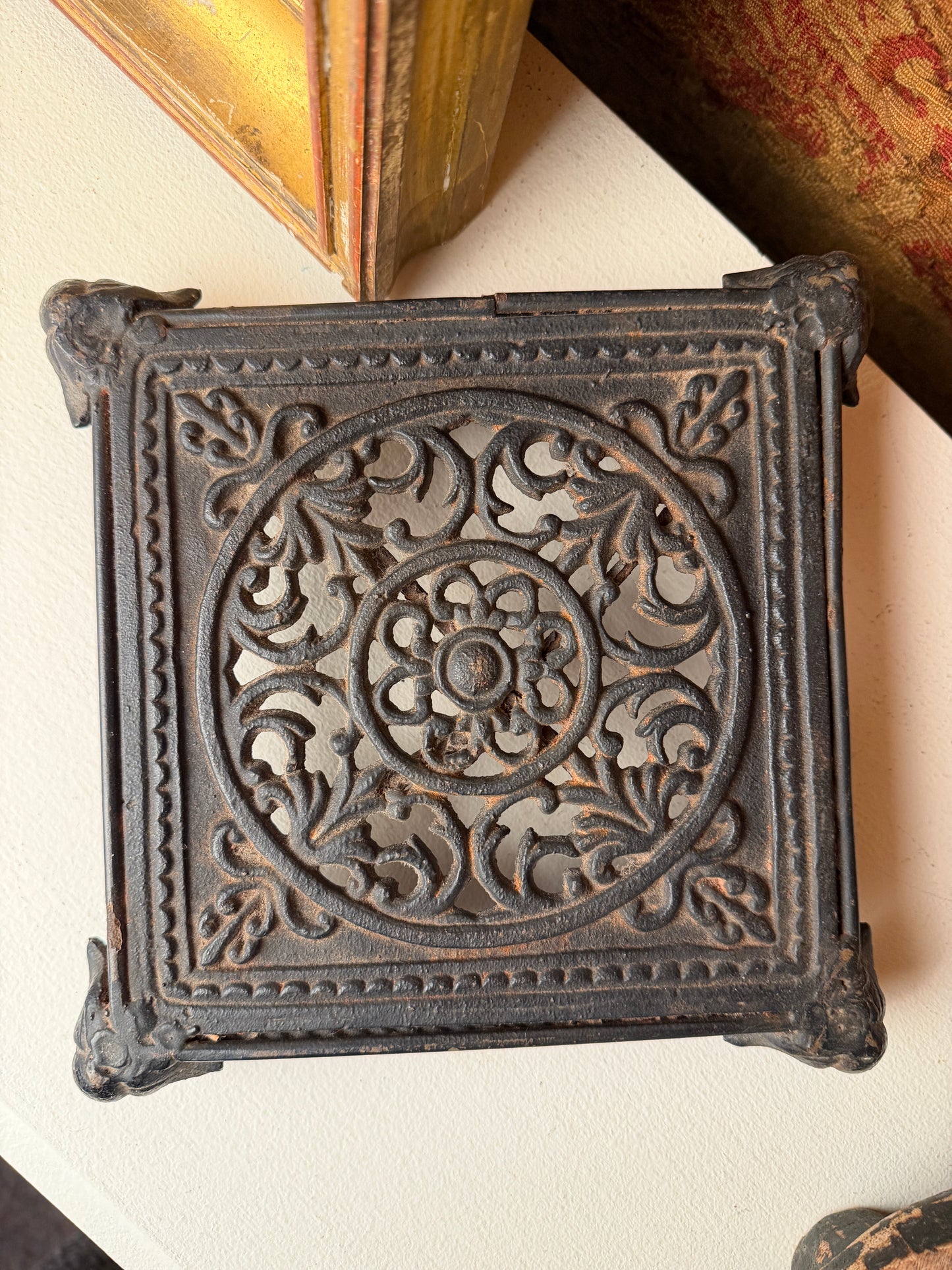 Vintage Cast Iron Riser